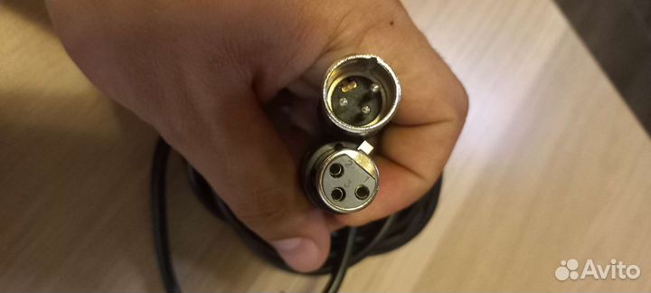 Микрофон Shure sv200