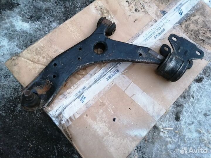 Рычаг передний левый нижний Mazda 3 BL