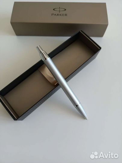 Шариковая ручка parker (С подарочной коробкой)