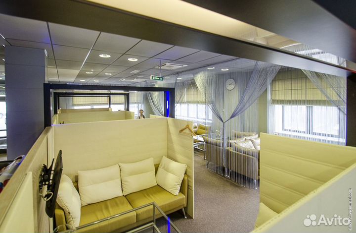 Проход в бизнес зал аэропорта Рощино (Тюмень)