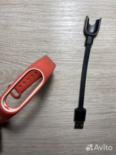 Зарядка и браслет mi band 2