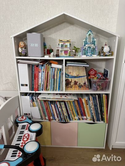 Стеллаж детский