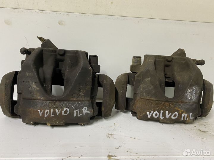 Суппорт передний левый правый Volvo XC60 I