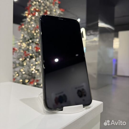 iPhone 11 Pro, 64 ГБ