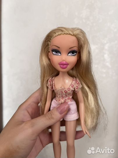 Кукла Bratz