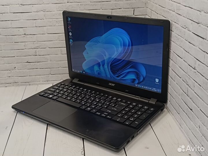 Игровой ноутбук Acer Core i3/SSD240GB/820m