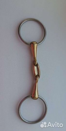 Трензель для лошади