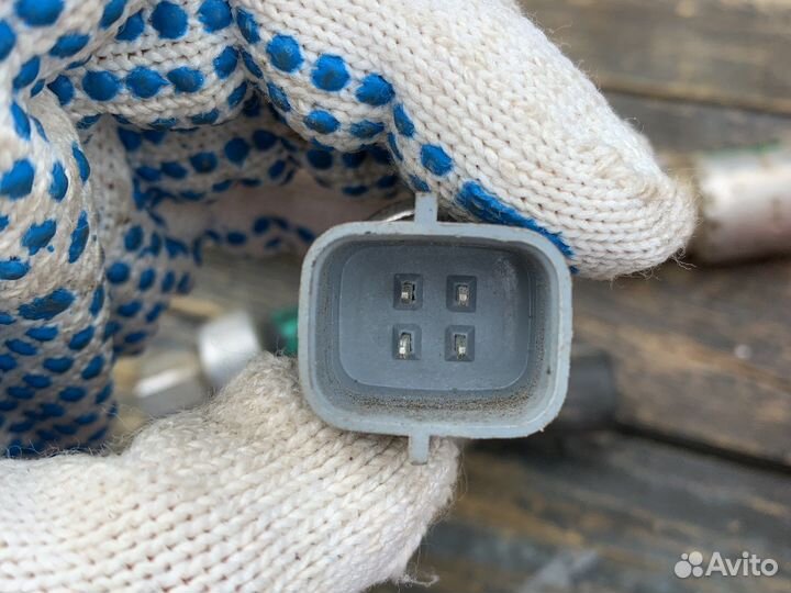 Датчик давления фреона Форд фокус 2