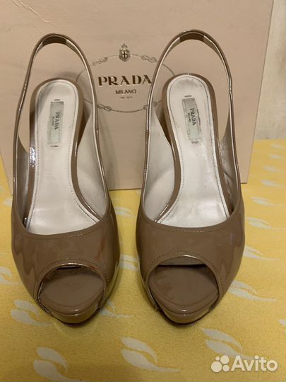 Босоножки женские 39 размер