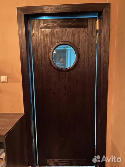 Дверь с колодой