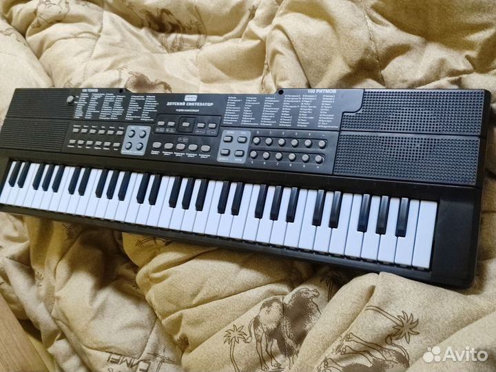 Детский синтезатор