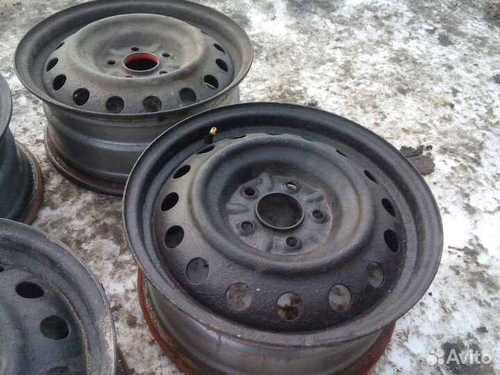 Диски 16. 5/114.3 комплект