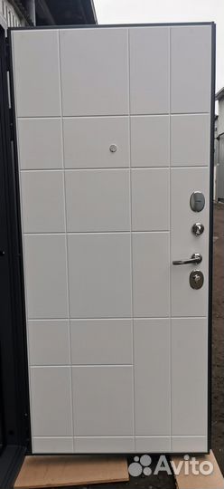 Дверь входная металлическая