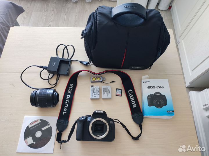 Зеркальный фотоаппарат canon EOS 650d