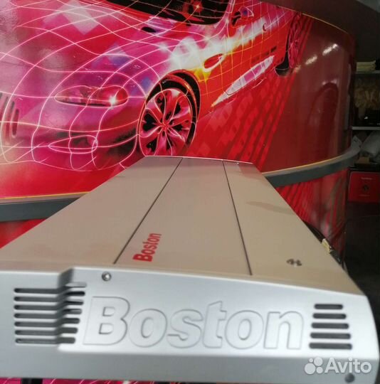 Boston Gt-42 4- канальный усилитель