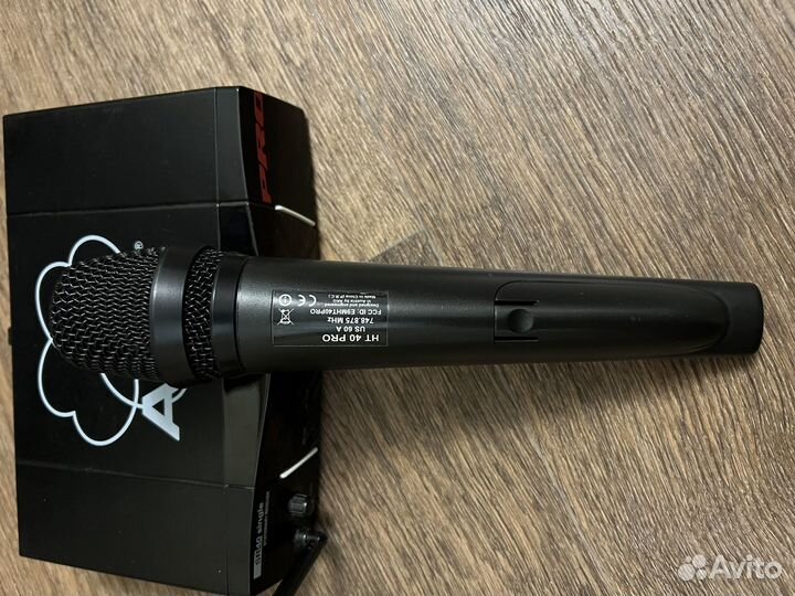 Вокальная радиосистема (микрофон) AKG WMS40PRO