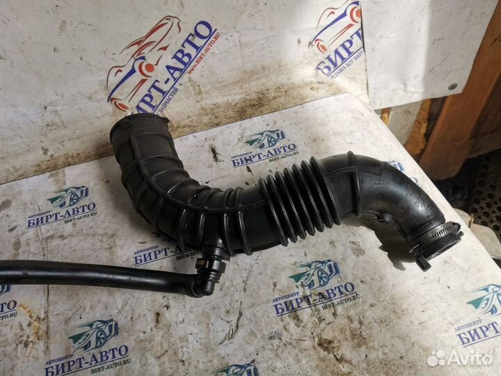 Патрубок воздушного фильтра Renault Scenic II рест