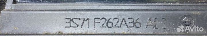 Форточкa задний правый Ford Mondeo 3