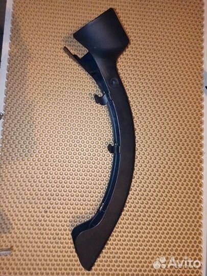 Кожух петли багажника левый Audi A8 D4 long 4.2