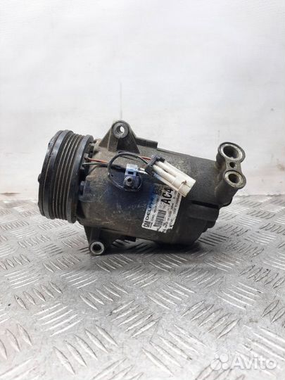 Компрессор кондиционера Opel Zafira 1.6 Z16XE1