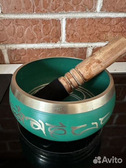 Поющая чаша