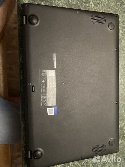 Asus Laptop R522MA-BR021 черный