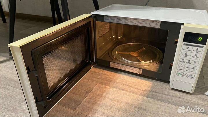Микроволновая печь lg