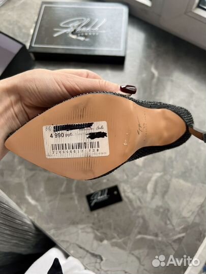 Туфли на праздник стиллеты