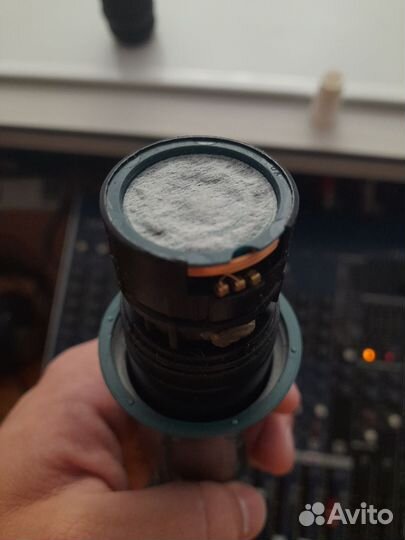 Радиомикрофон sennheiser EW 300 + AKG SR 450