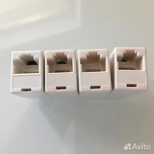 Соединительный модуль RJ-45(8p8c) на RJ-45(8p8c)