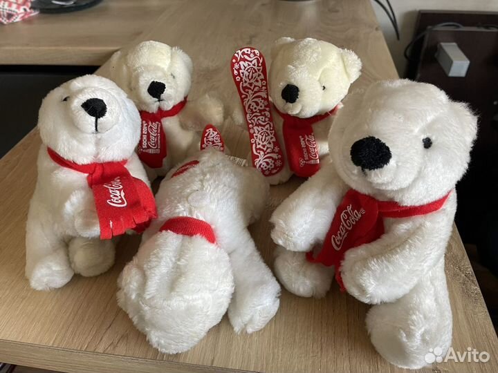 Плюшевый медведь cola