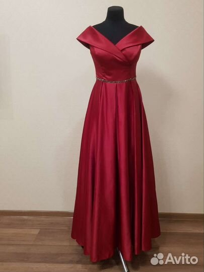 Вечернее платье
