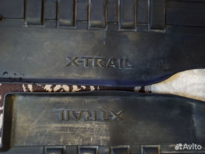 Автомобильные коврики бу резиновые Nissan X-Trail