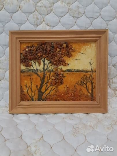 Картина из натурального янтаря