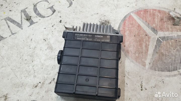 Блок управления двигателя Mercedes-Benz W126 R107