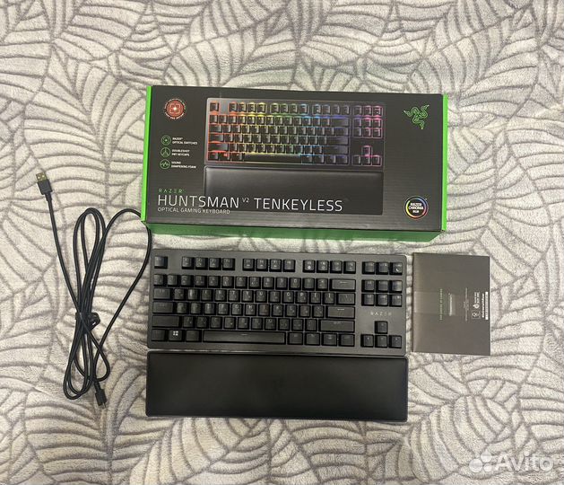 Razer Huntsman V2 TKL (Red Switch)