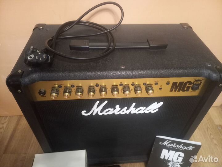 Комбоусилитель Marshall MG50FX