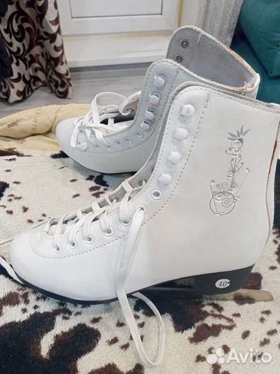 Коньки фигурные