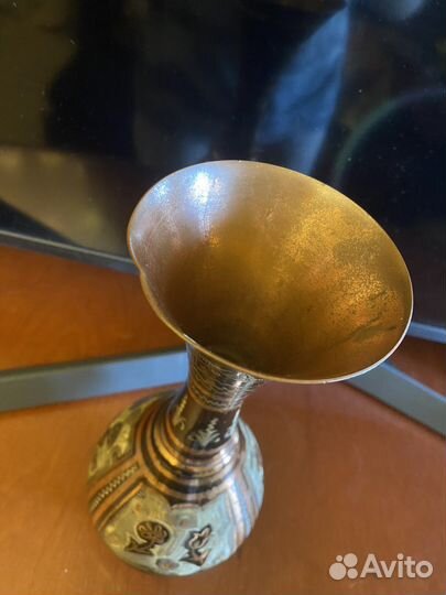 Ваза металлическая