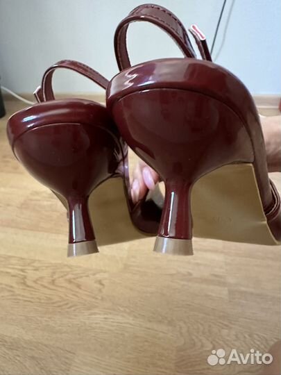 Туфли слингбэки