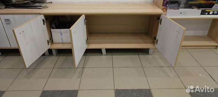 Тумба со шкафчиками