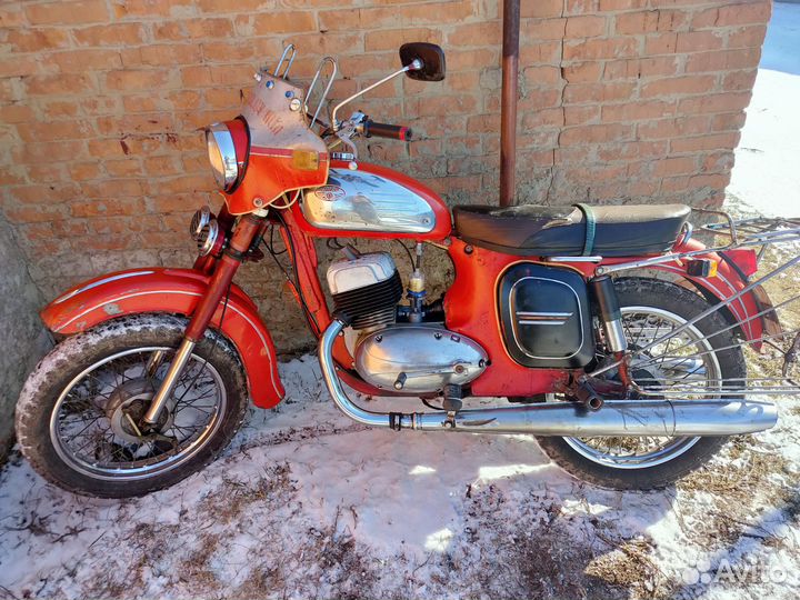 Ява 360 старушка