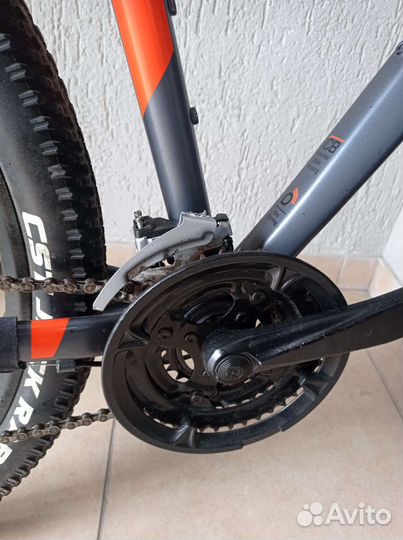 Продам Stern Motion 1