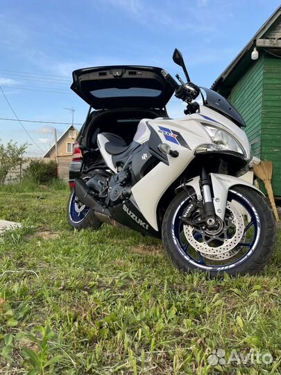 Suzuki gsx s1000f