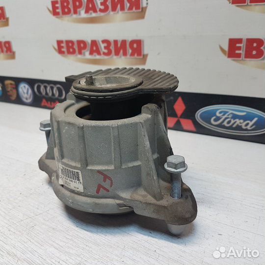 Подушка двигателя левая Mercedes-Benz E-Class W212