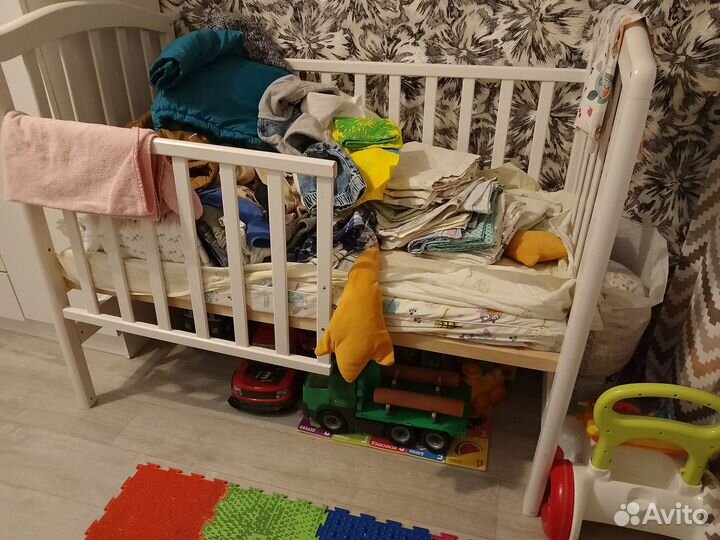 Кроватка+ ванночка для купания