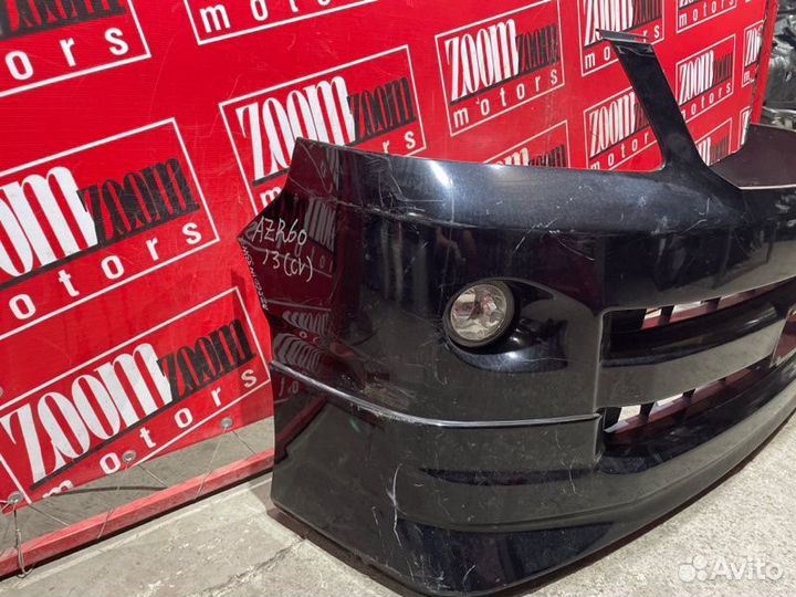 Бампер передний Toyota Noah AZR60 1AZ-FSE