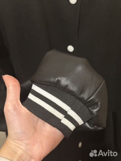 Бомбер женский