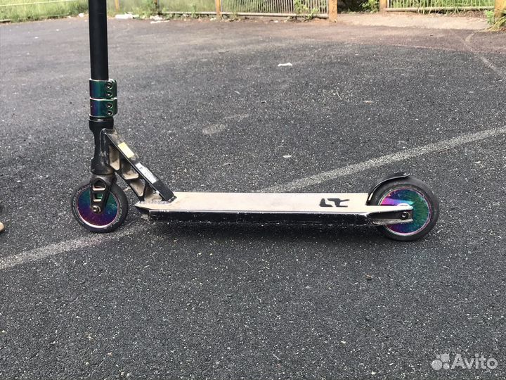 Трюковой самокат