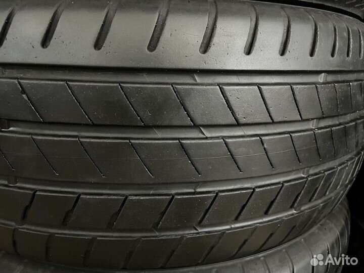 Bridgestone Alenza 001 245/50 R19